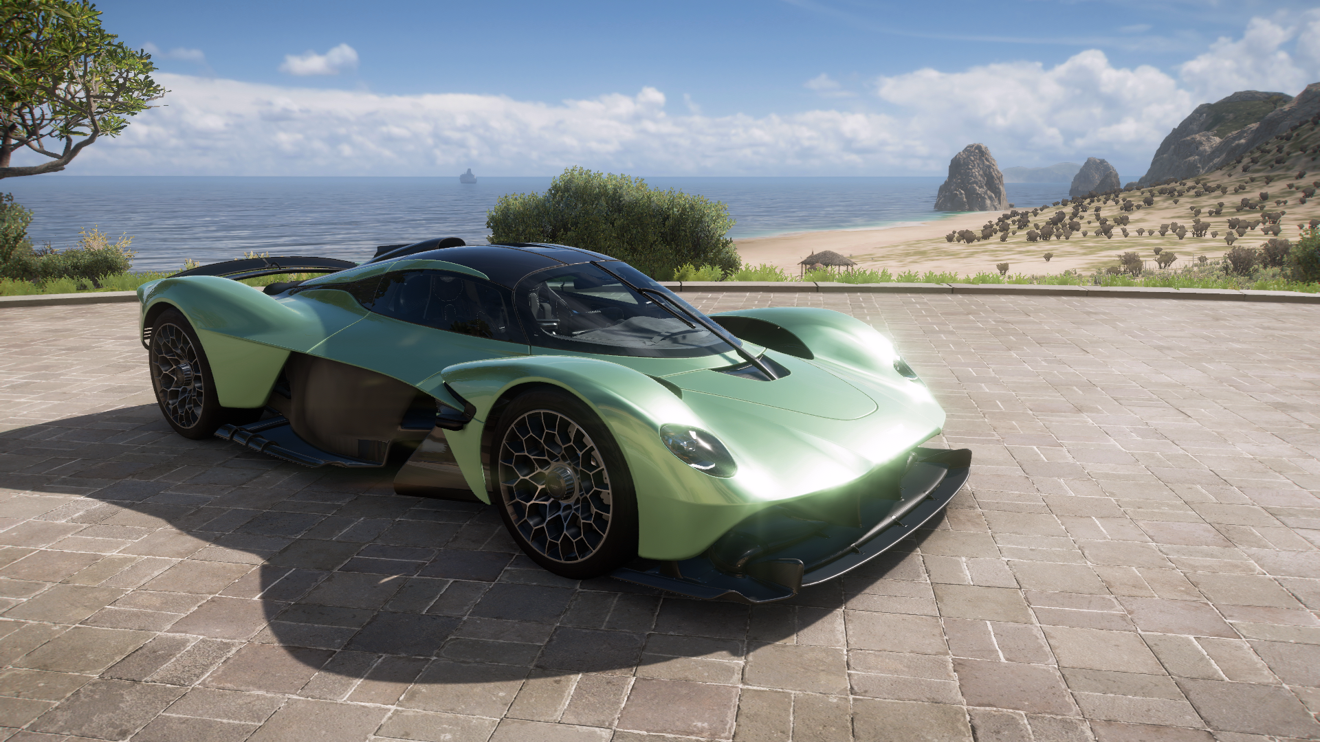 2023 Aston Martin Valkyrie – view 5