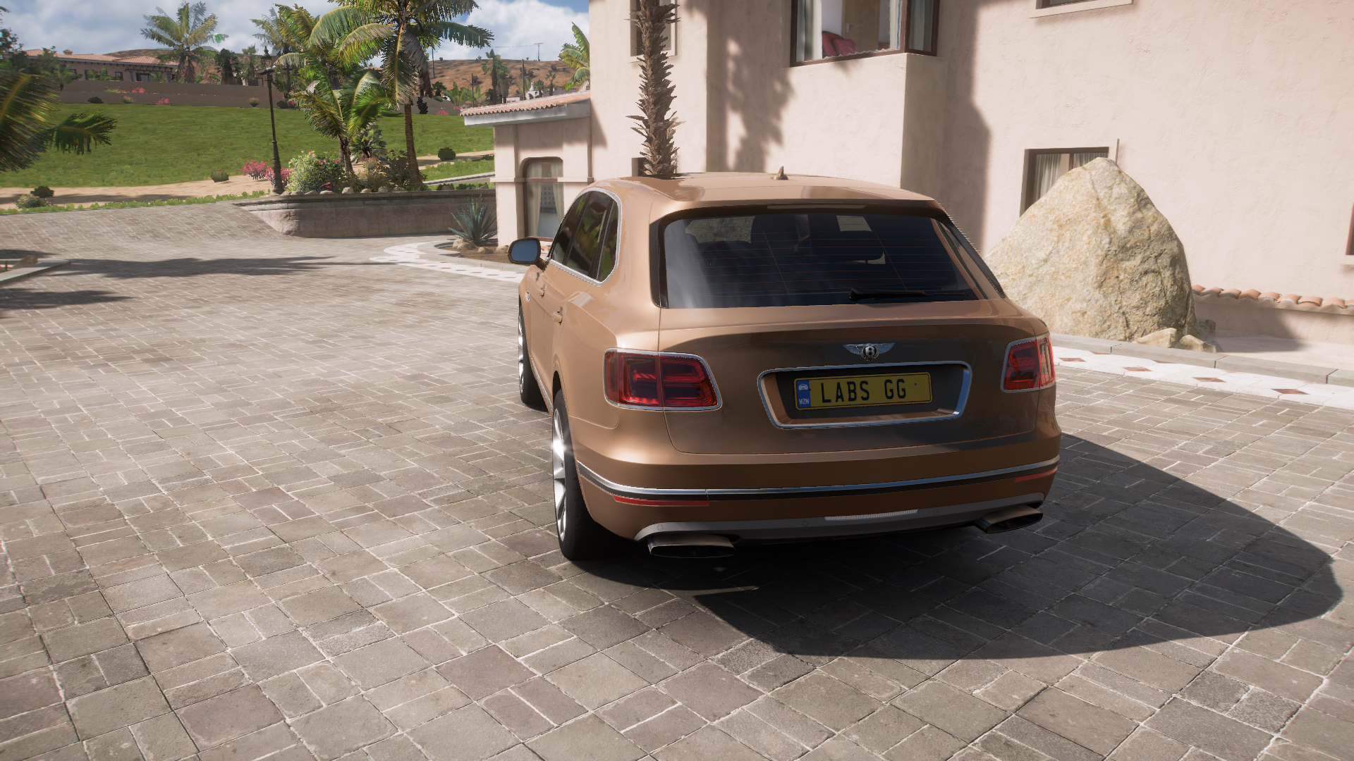 2016 Bentley Bentayga – view 3