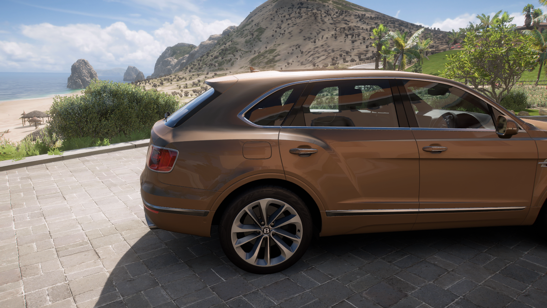 2016 Bentley Bentayga – view 4