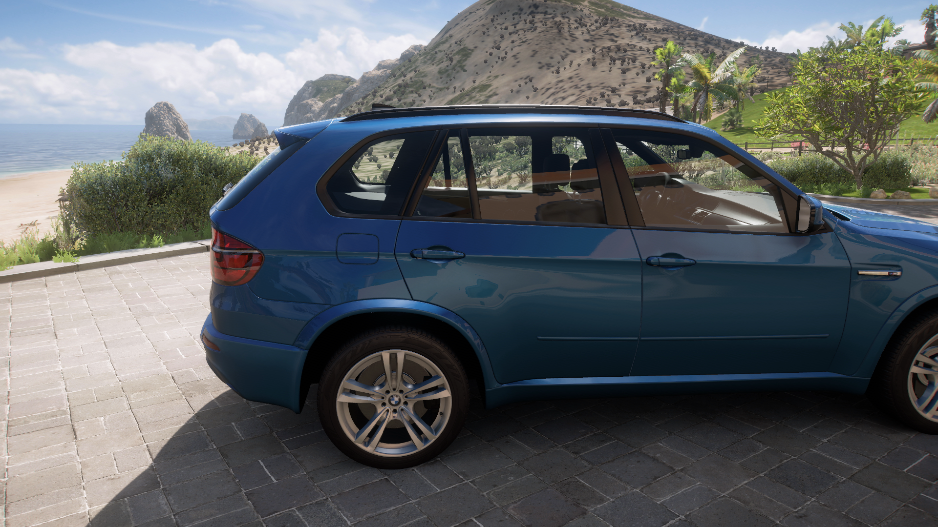 2011 Bmw X5 M – view 4