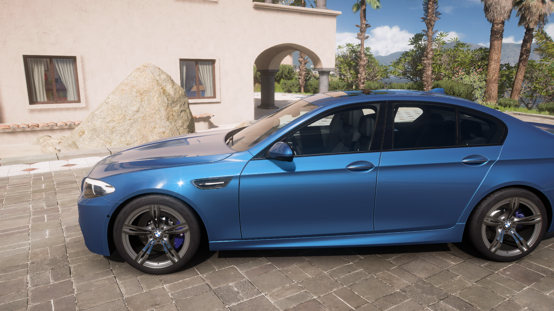 2012 Bmw M5 – view 2