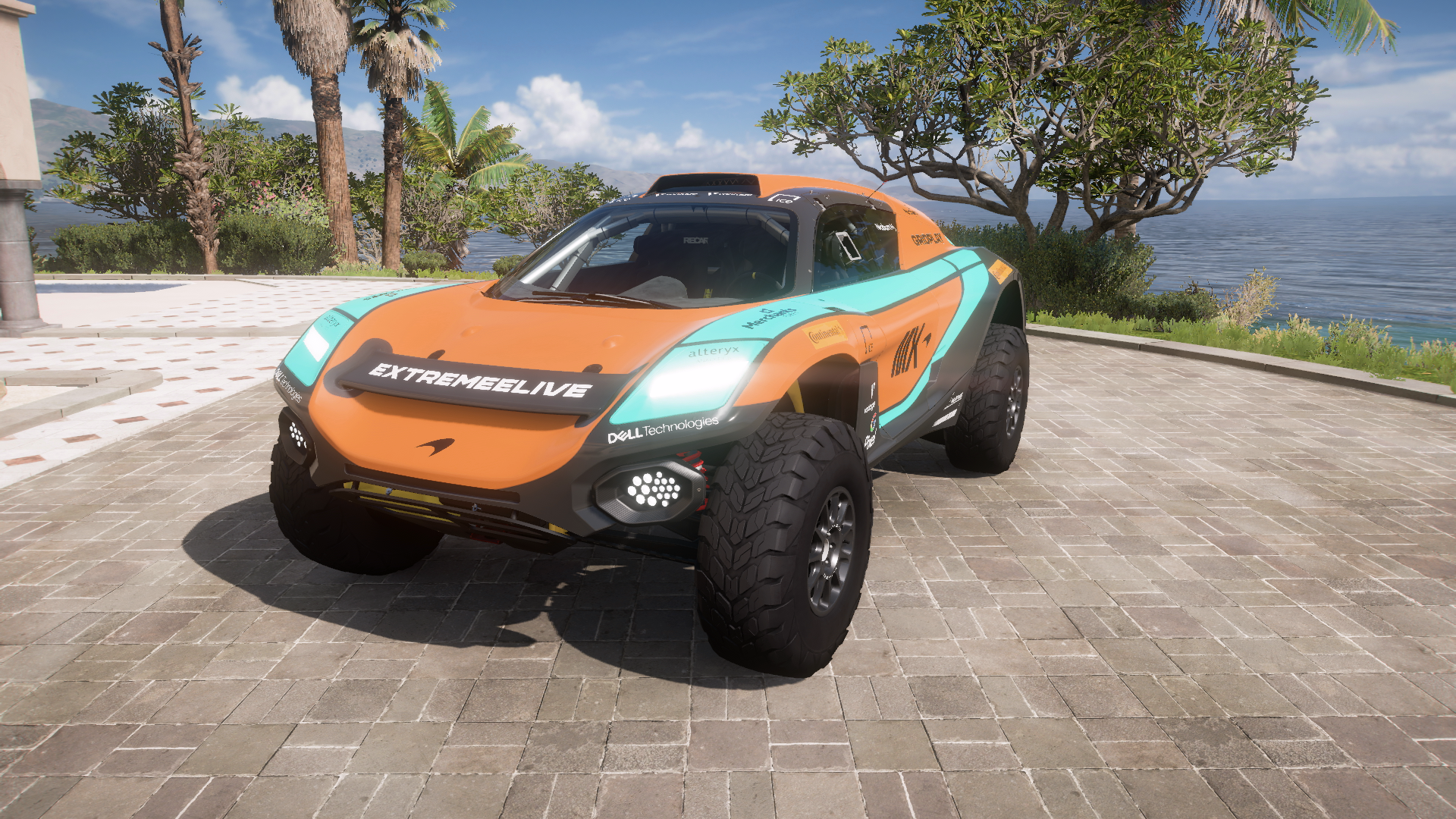 2022 Extreme E #58 Mclaren Racing – view 1