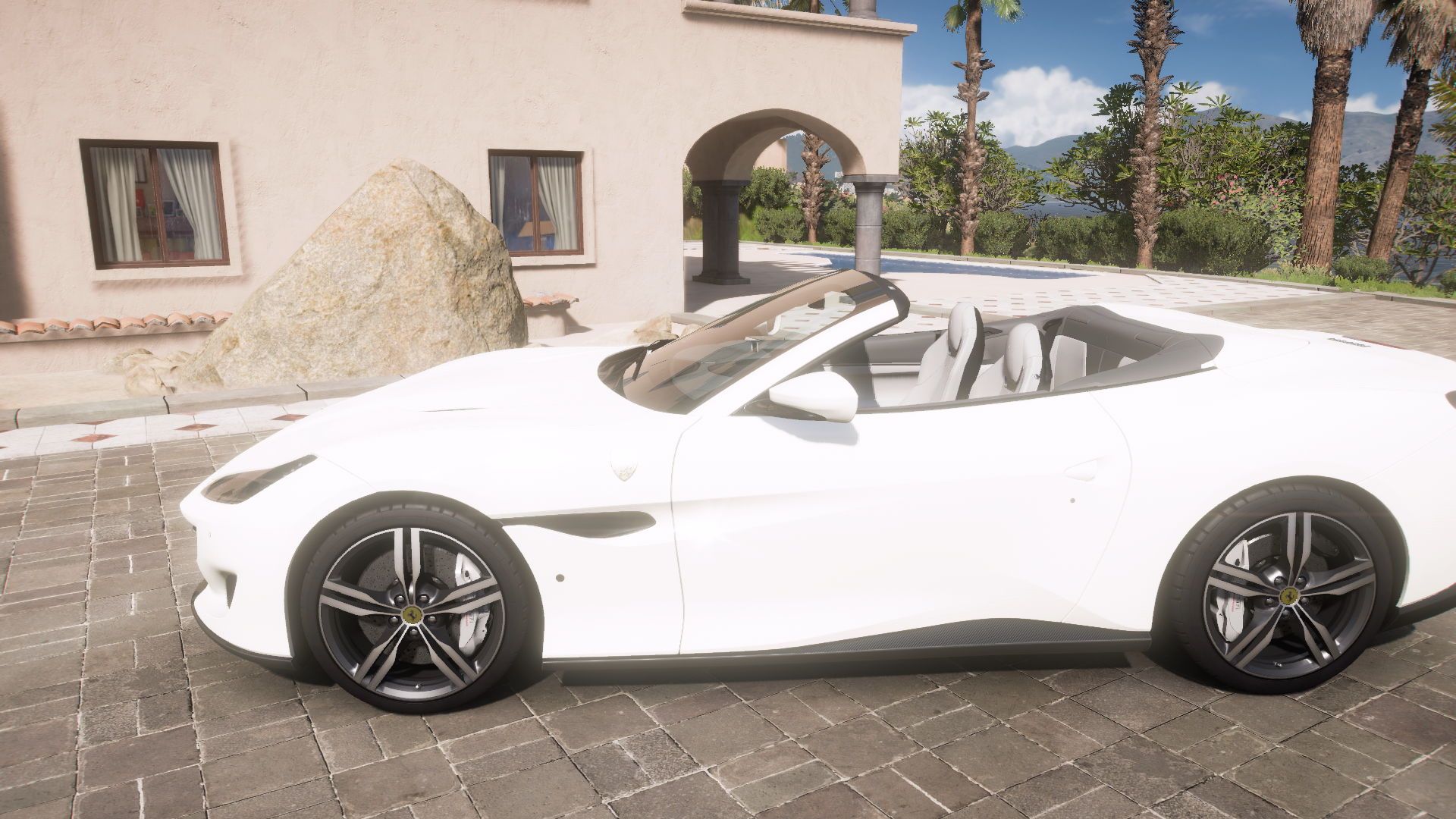 2018 Ferrari Portofino – view 2