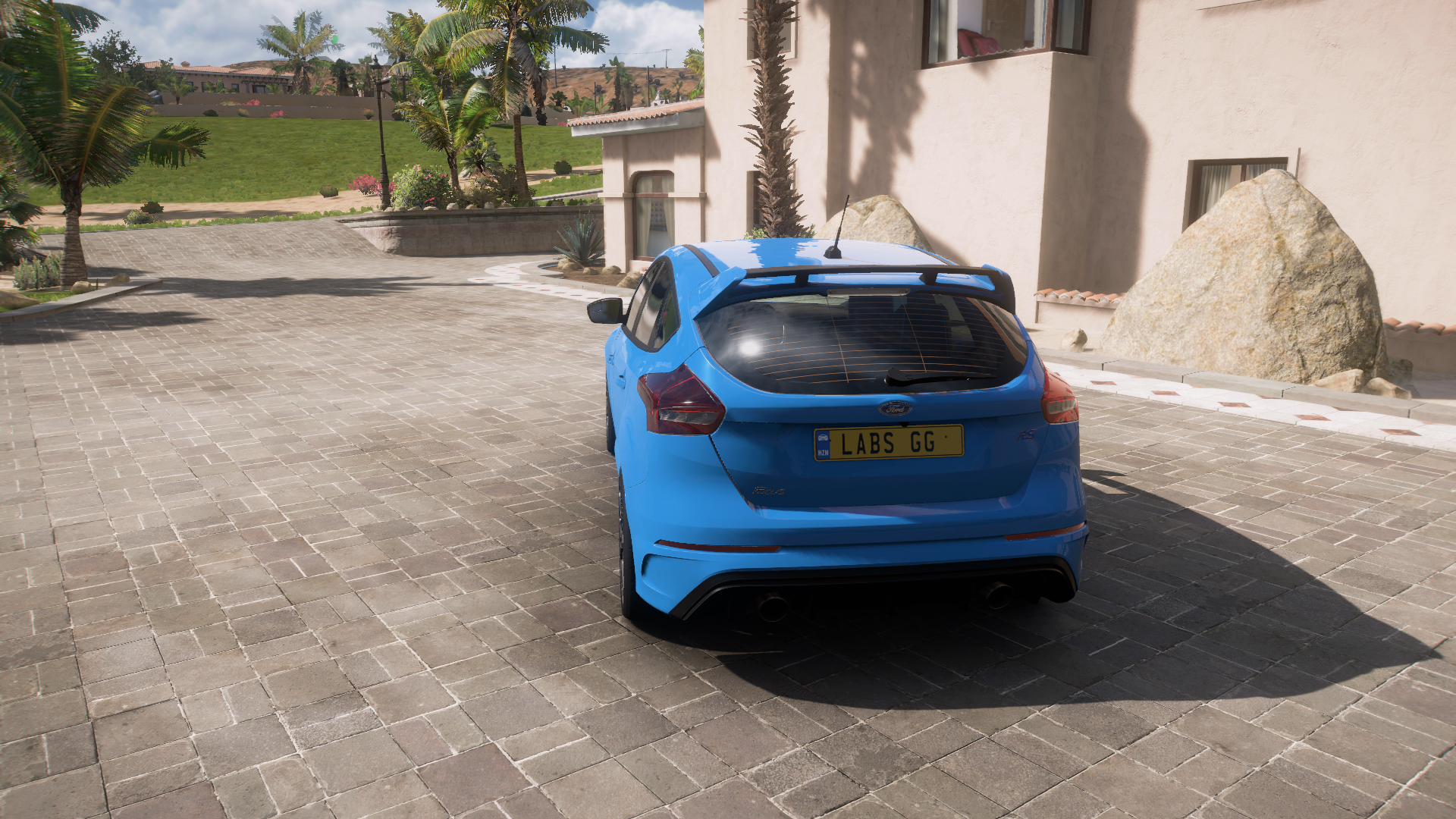 2017 Ford Focus Rs – view 3