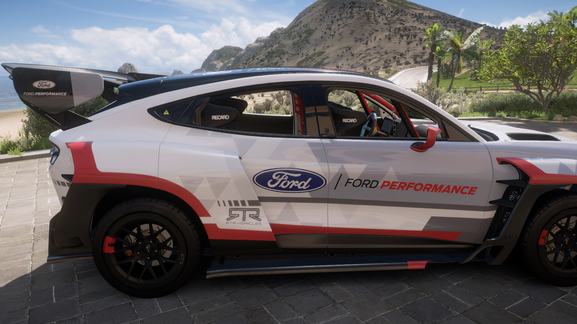 2021 Ford Mustang Mach-E 1400 – view 4