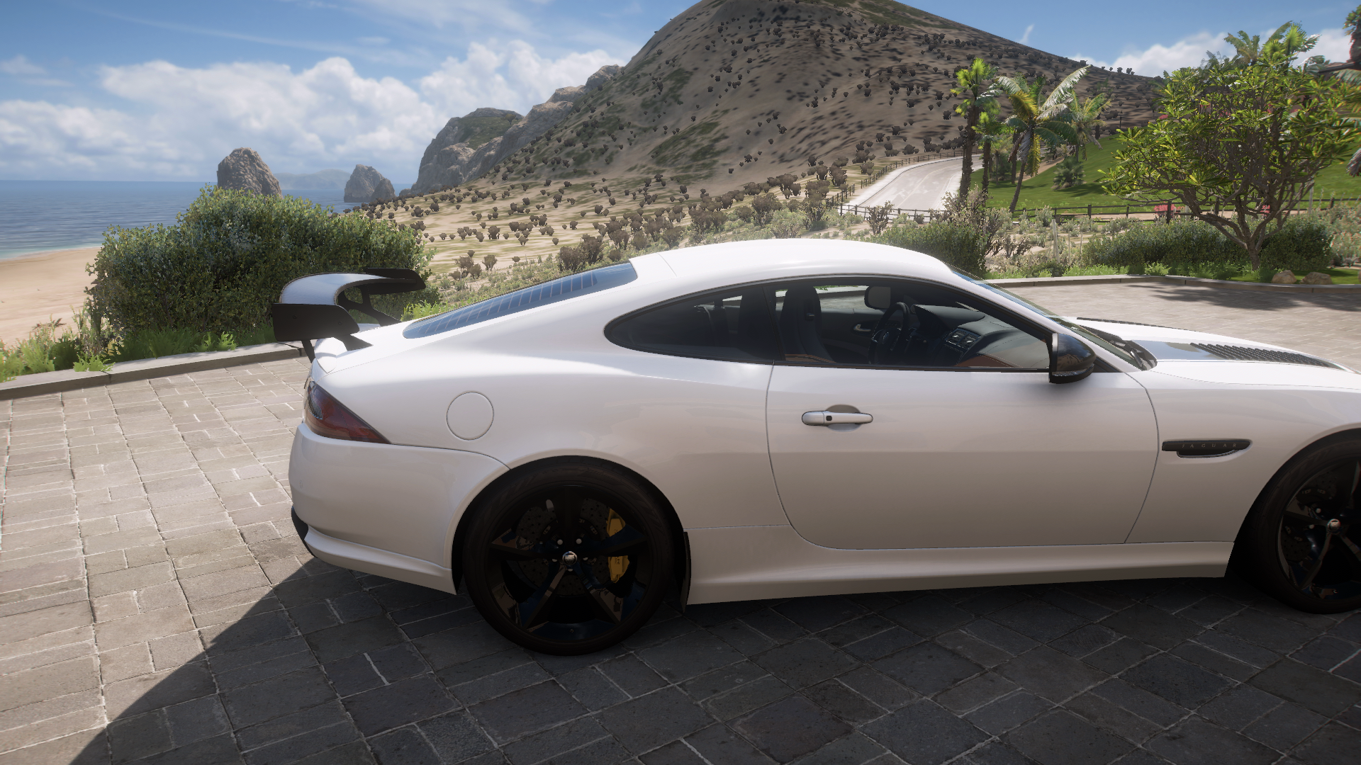 2015 Jaguar Xkr-S Gt – view 4