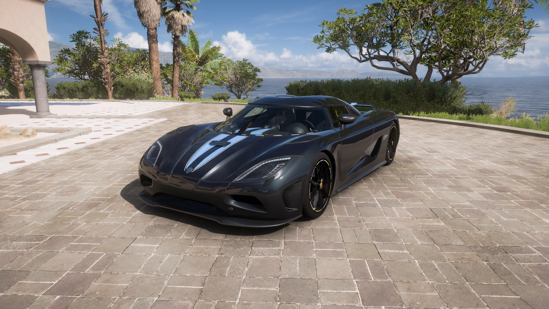 2011 Koenigsegg Agera – view 1