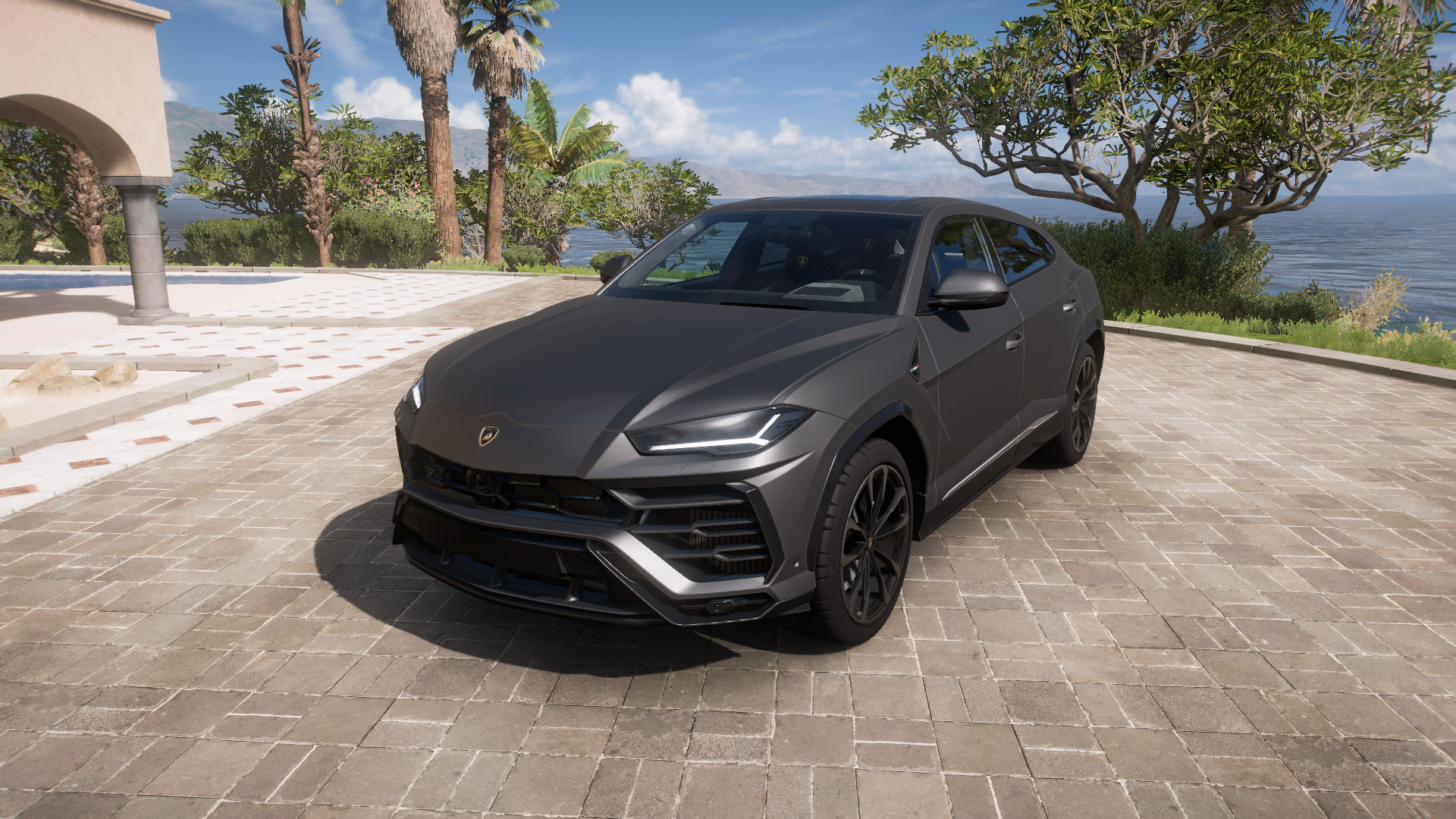 2019 Lamborghini Urus – view 1