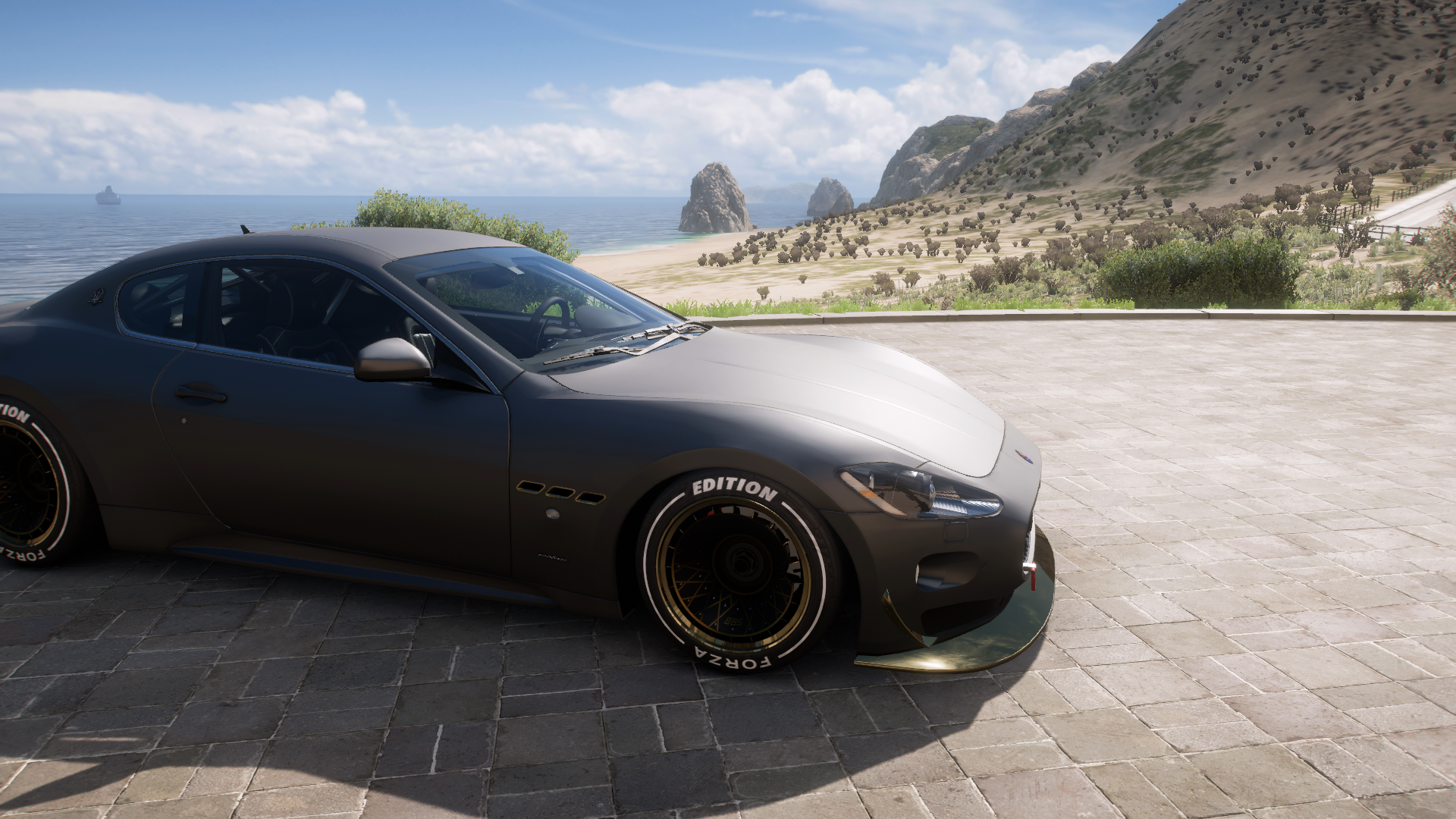 2010 Maserati Gran Turismo S Forza Edition – view 5