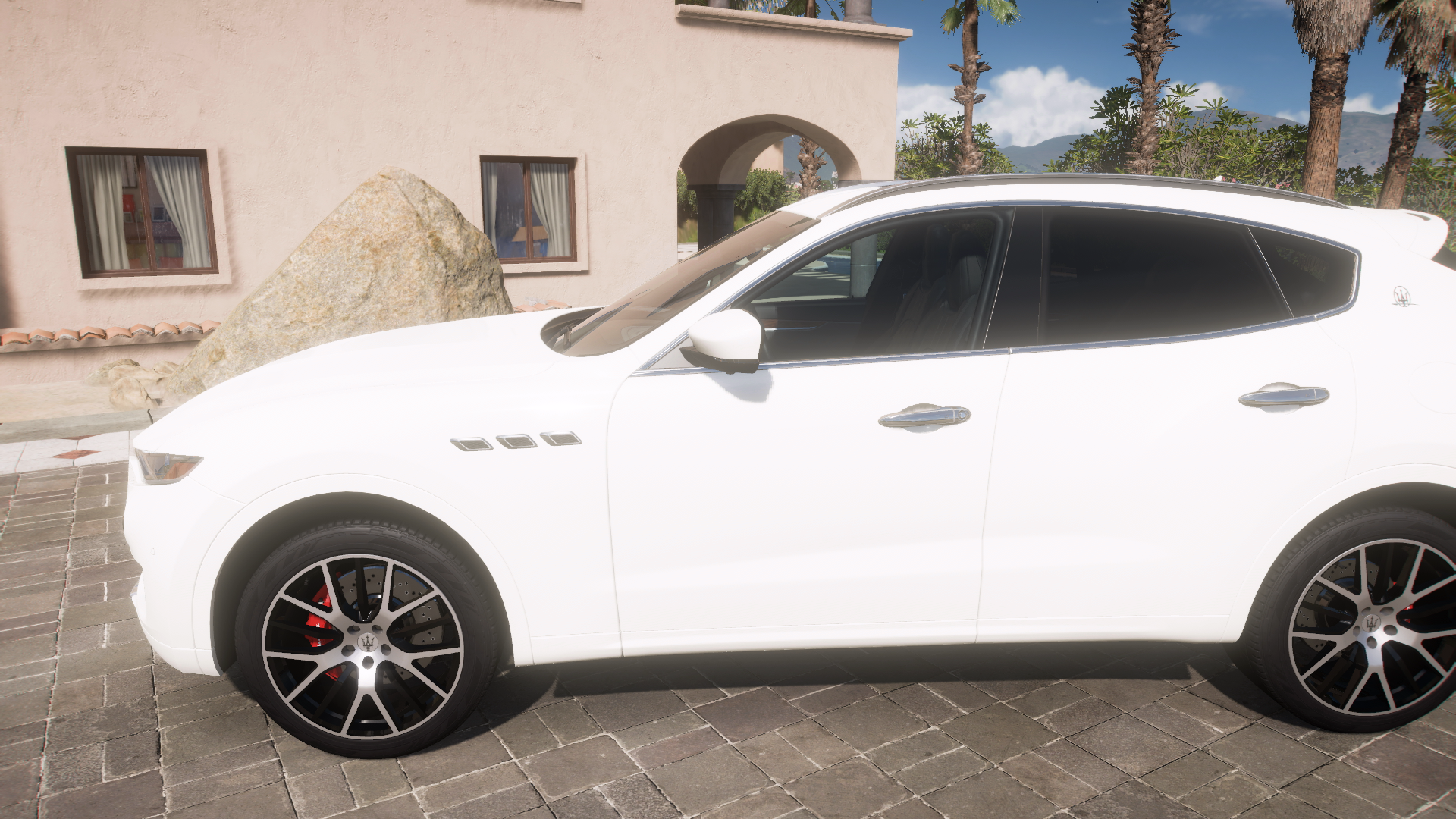 2017 Maserati Levante S – view 2