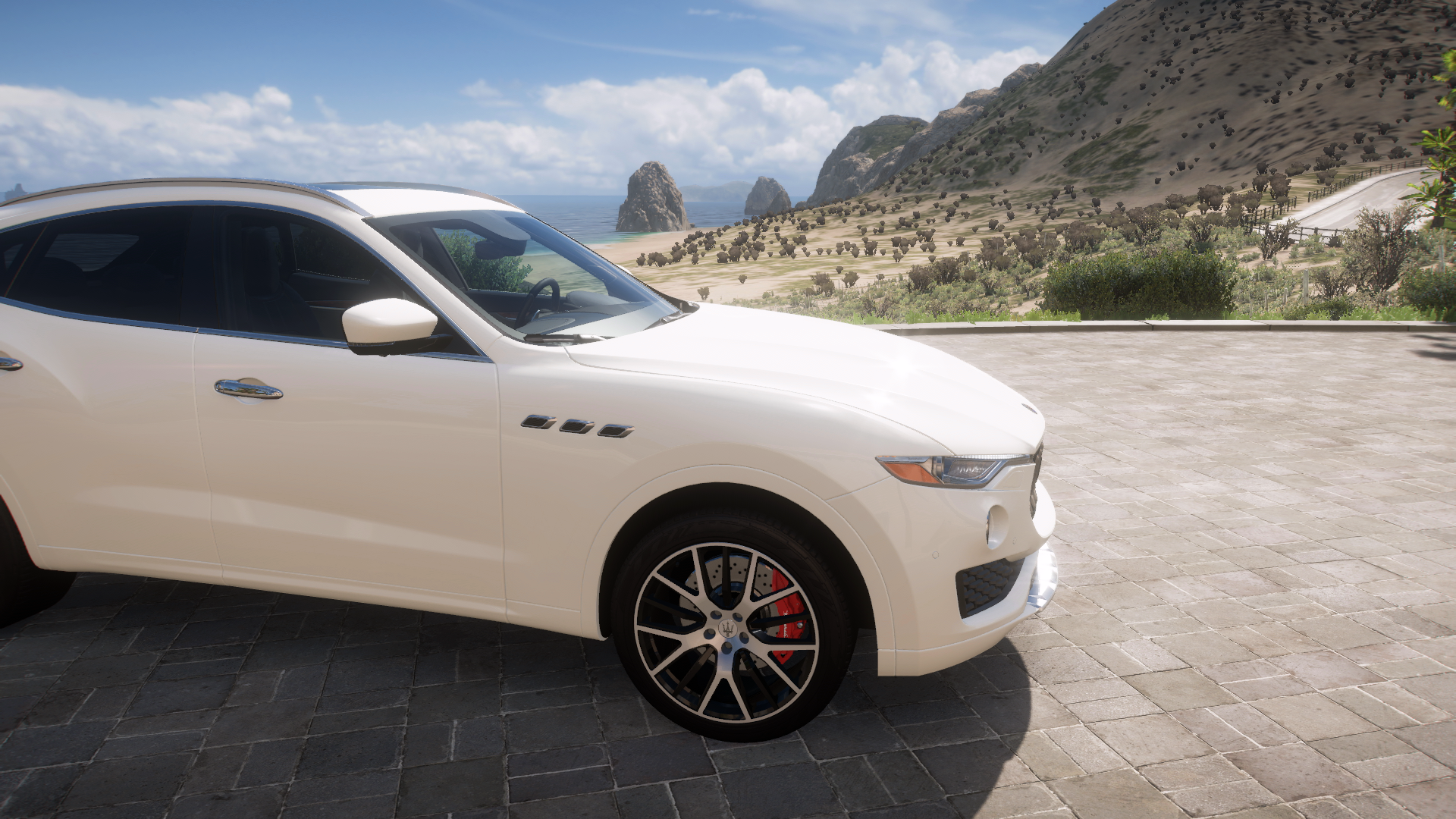 2017 Maserati Levante S – view 5