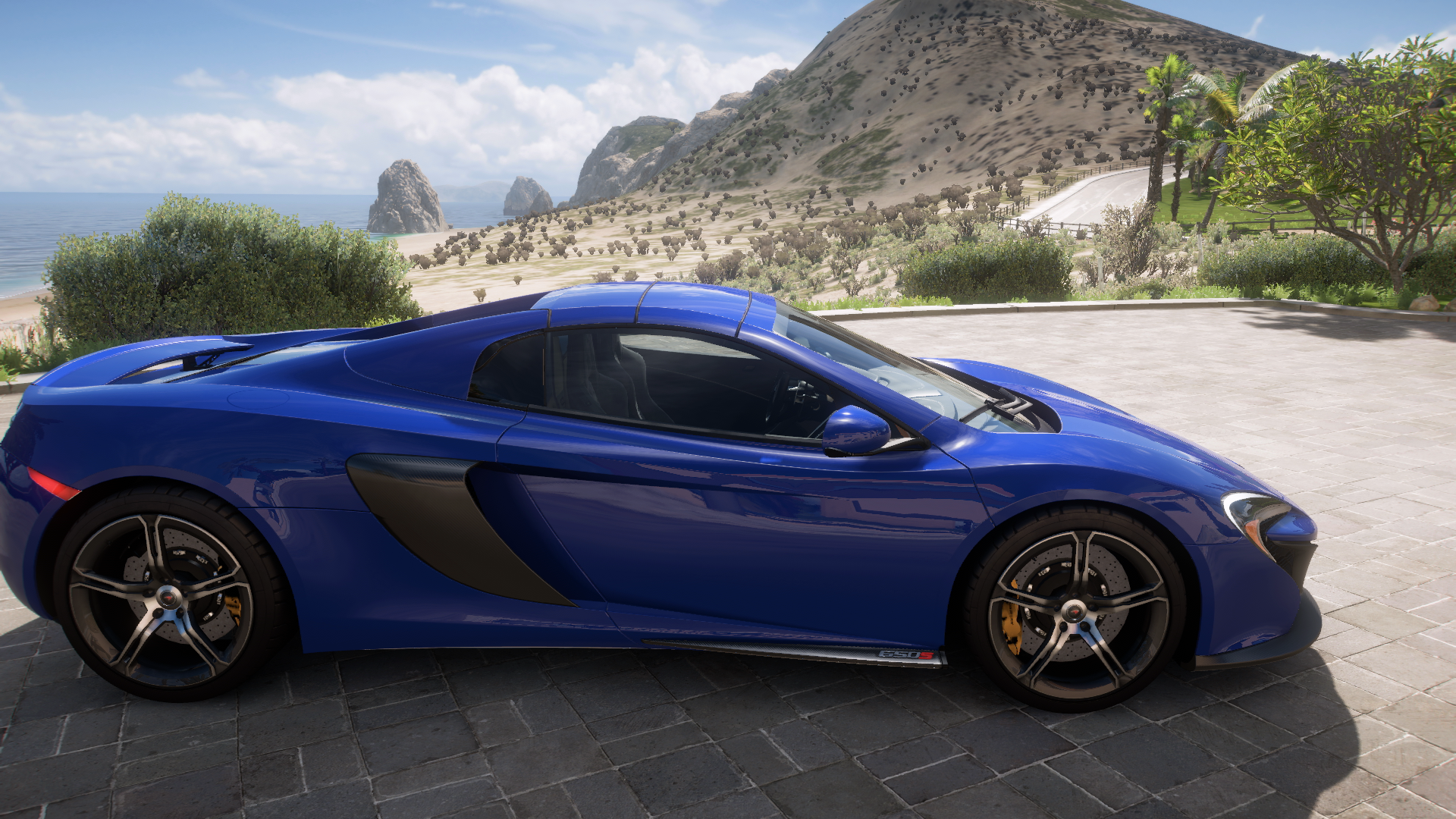 2014 Mclaren 650s Spider – view 4
