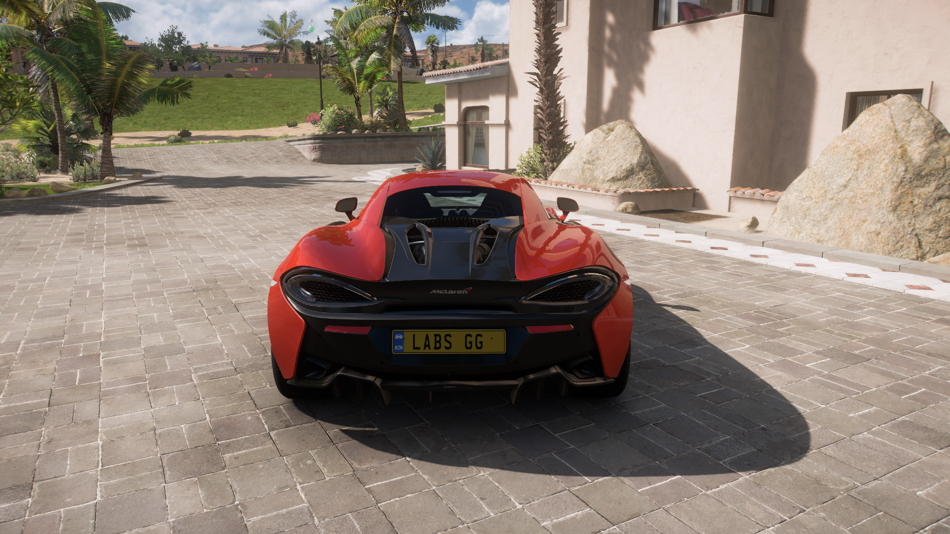 2015 Mclaren 570s Coupé – view 3