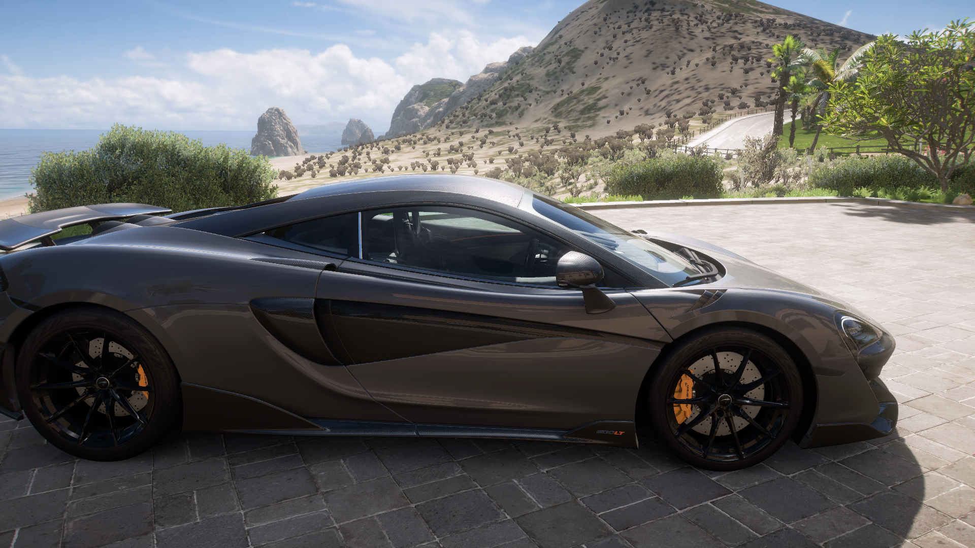 2018 Mclaren 600lt Coupe – view 4