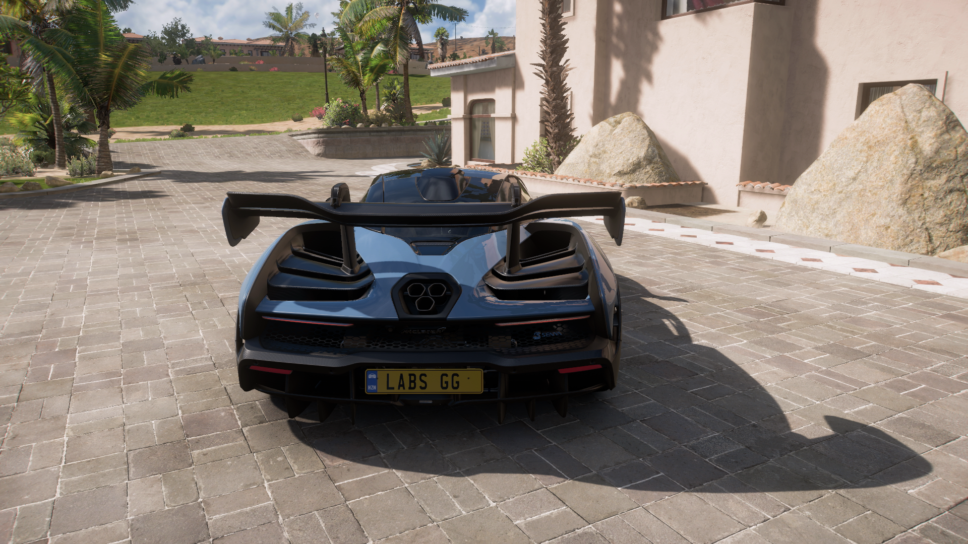 2018 Mclaren Senna – view 3