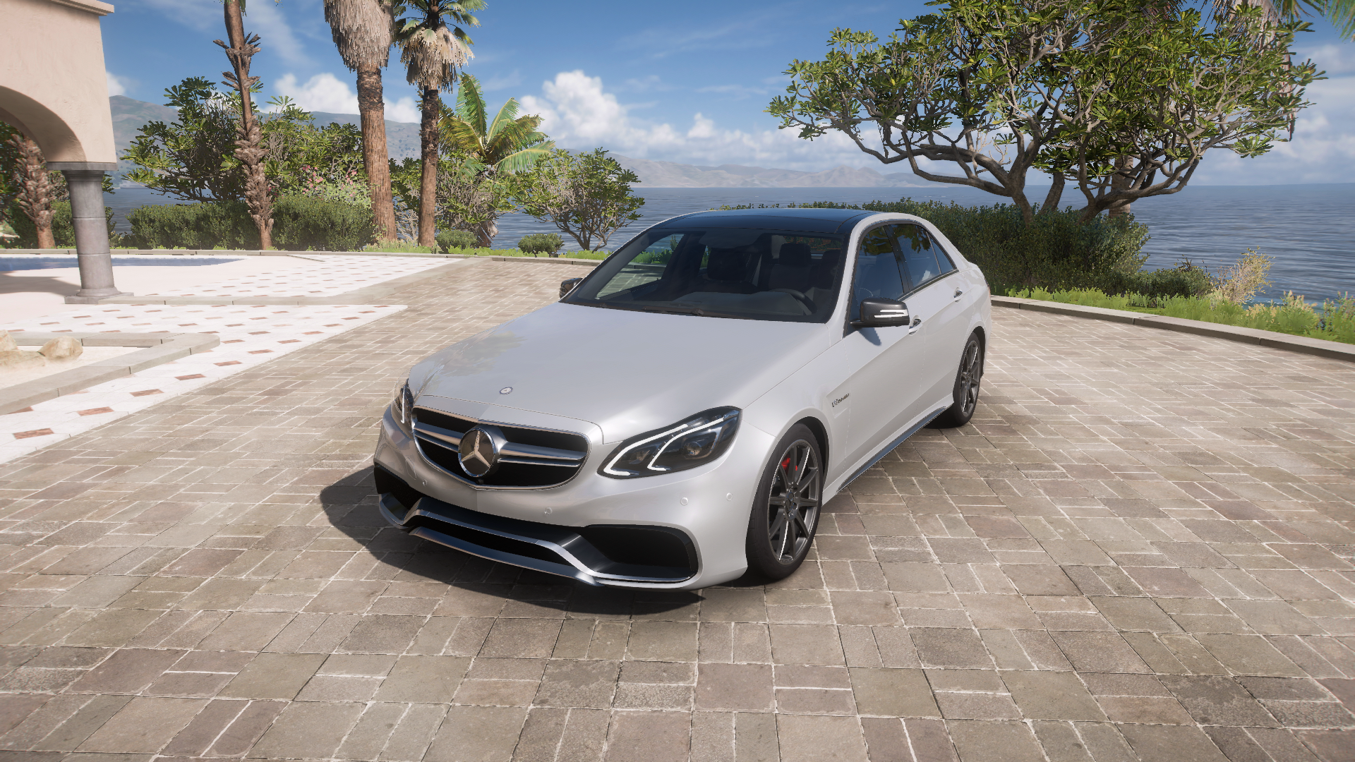 2013 Mercedes-Benz E 63 Amg – view 1