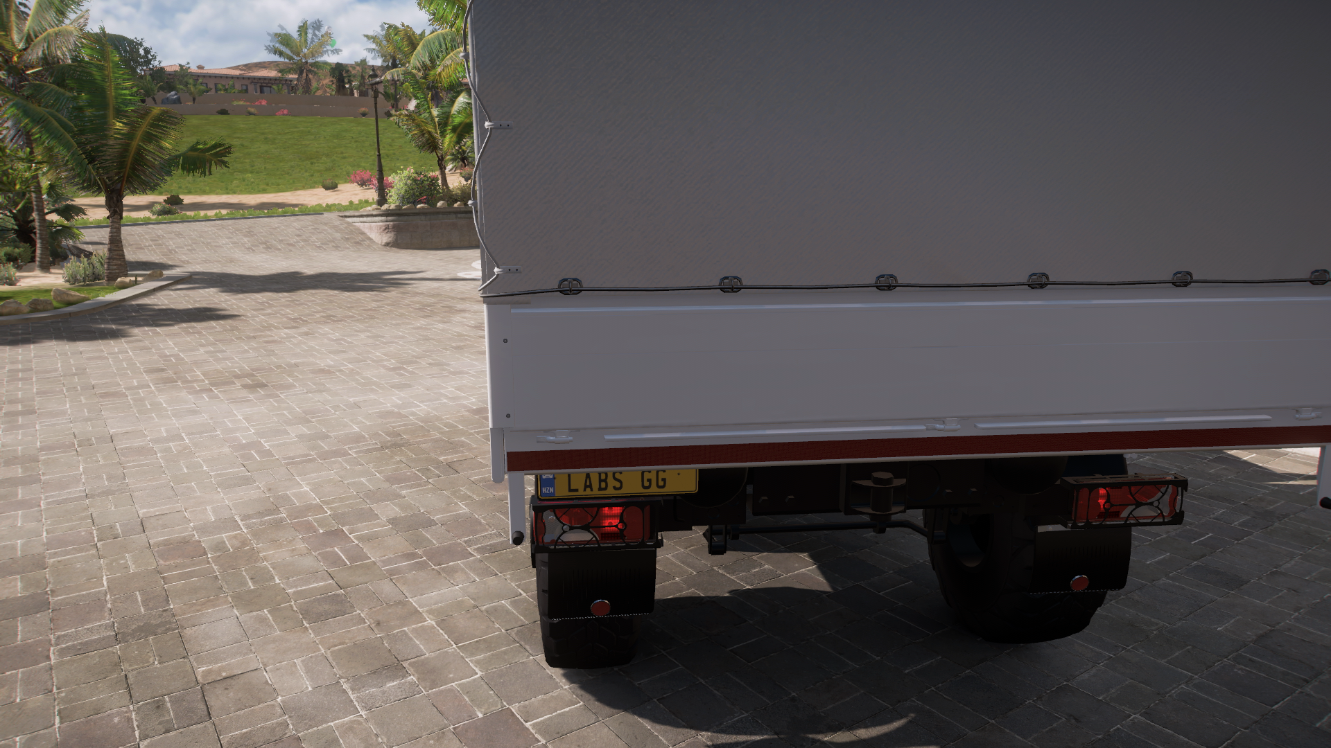 2014 Mercedes-Benz Unimog U5023 – view 3