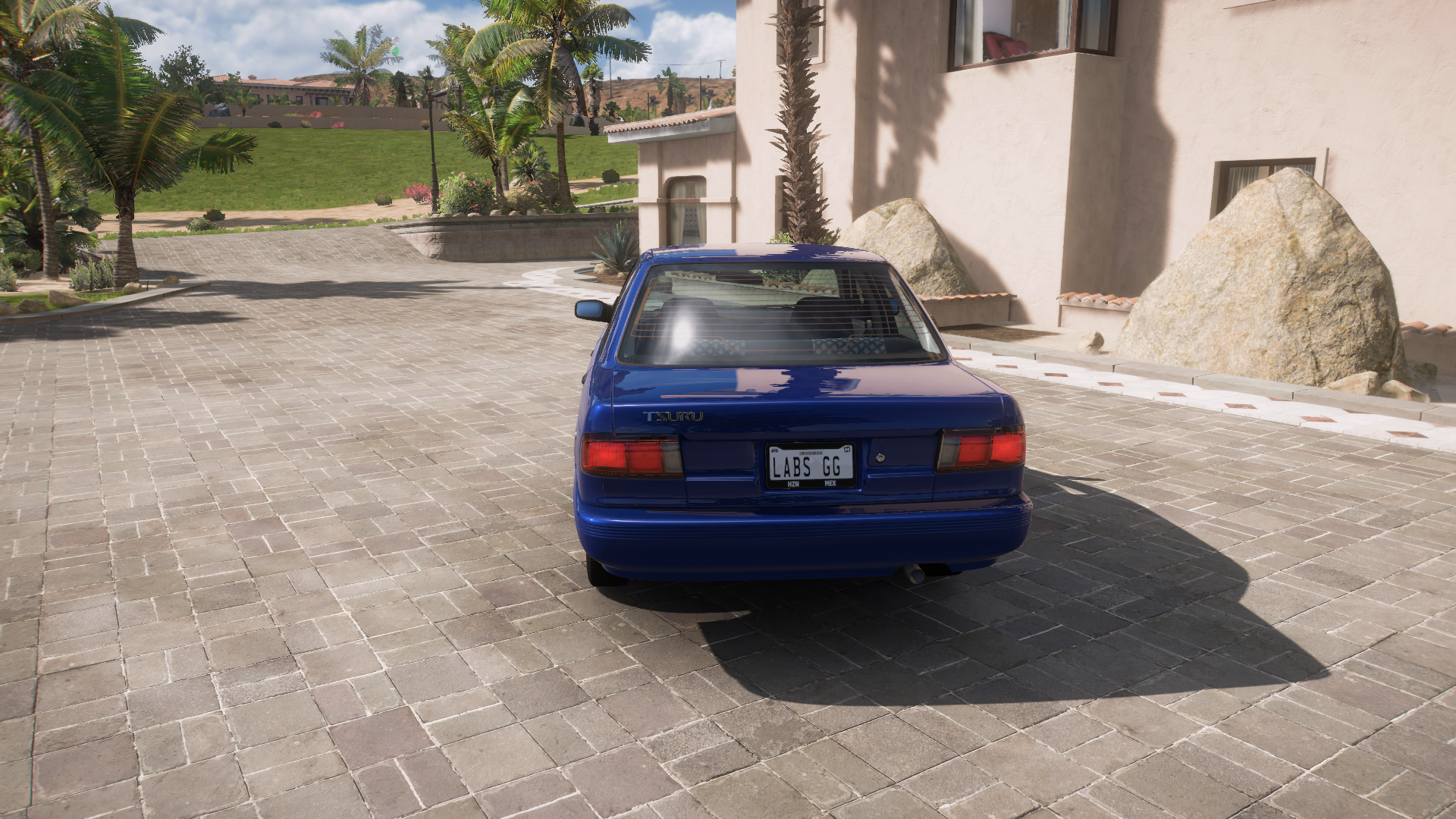 2010 Nissan Tsuru – view 3