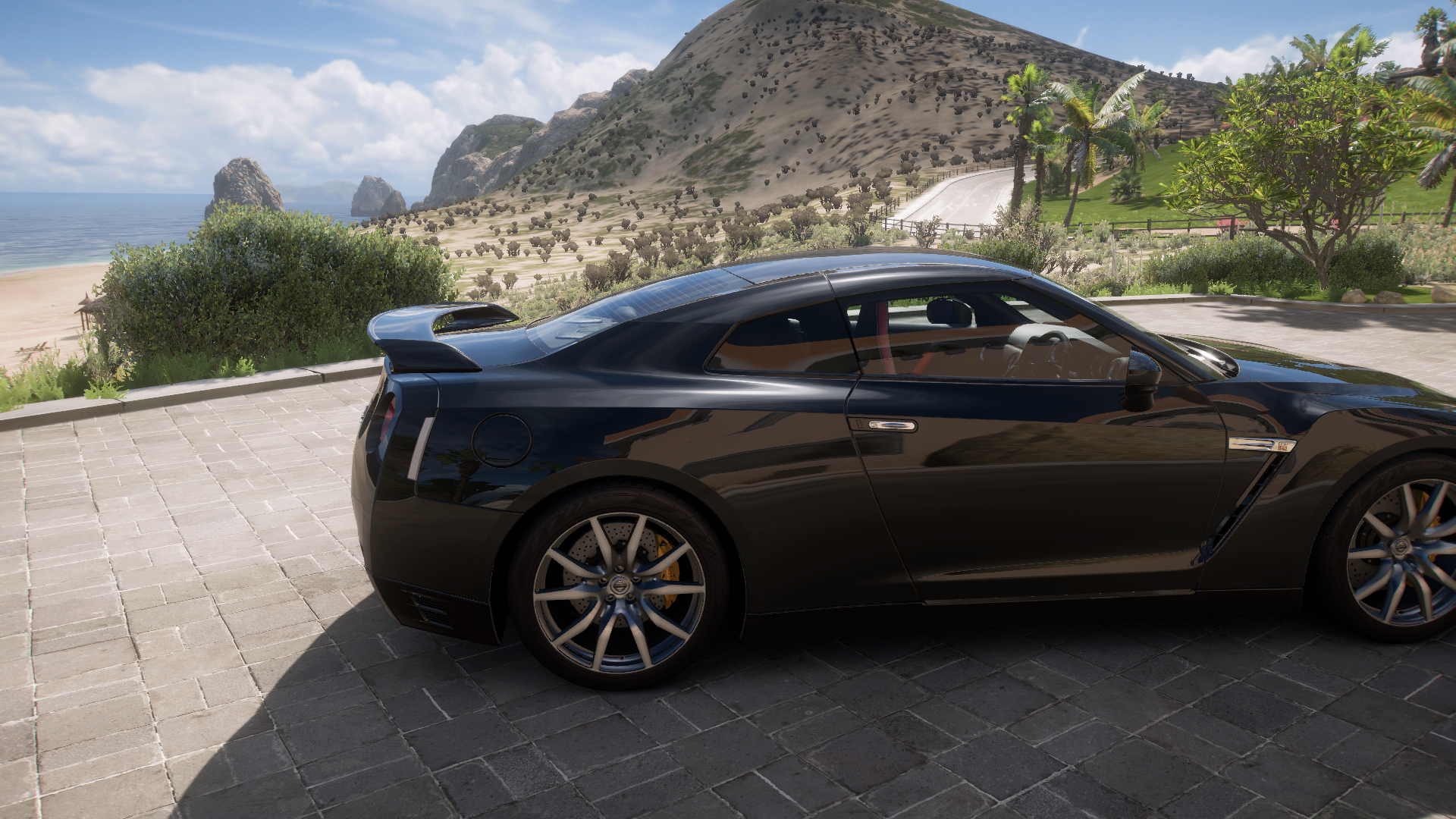 2012 Nissan Gt-R Black Edition (R35) – view 4