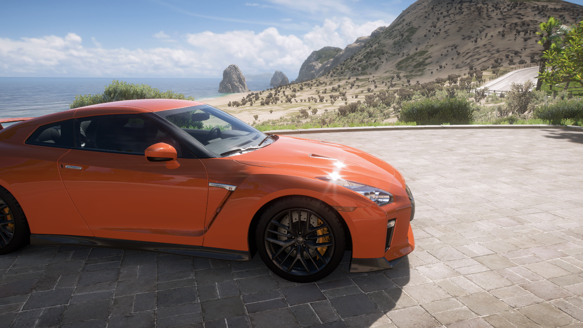 2017 Nissan Gt-R (R35) – view 5