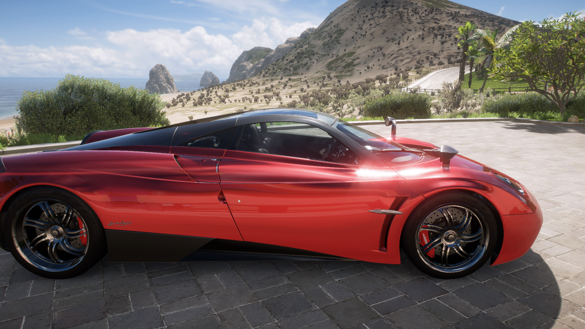 2011 Pagani Huayra Coupe – view 4