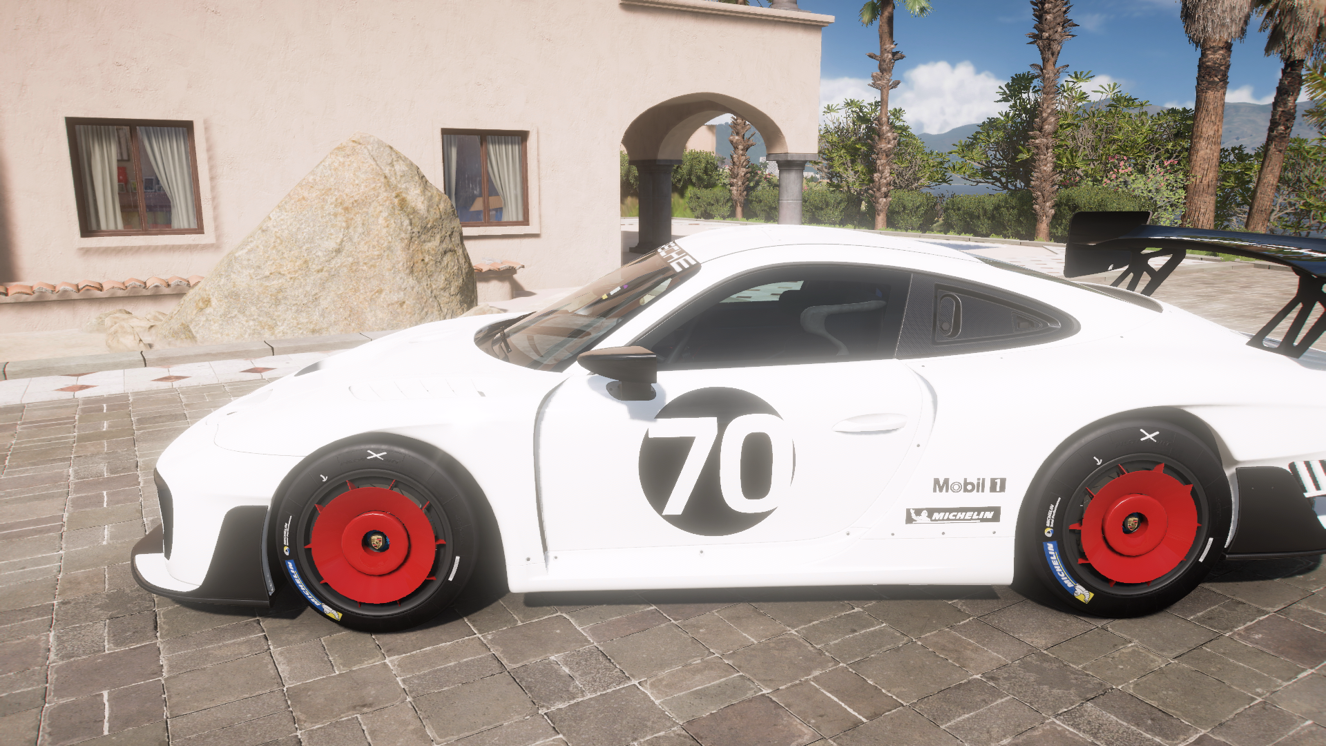 2019 Porsche #70 Porsche Motorsport 935 – view 2