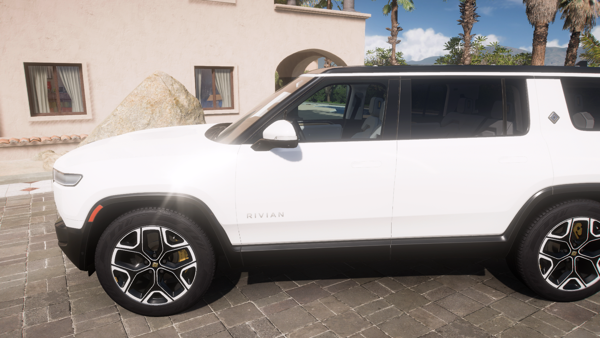 2022 Rivian R1s – view 2