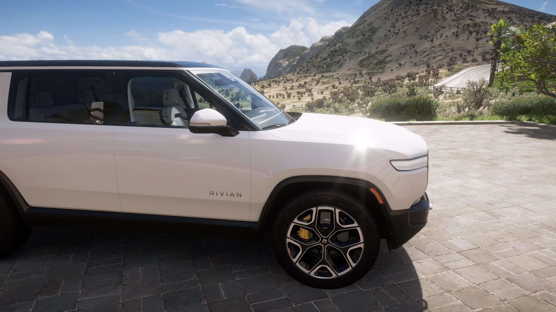 2022 Rivian R1s – view 5