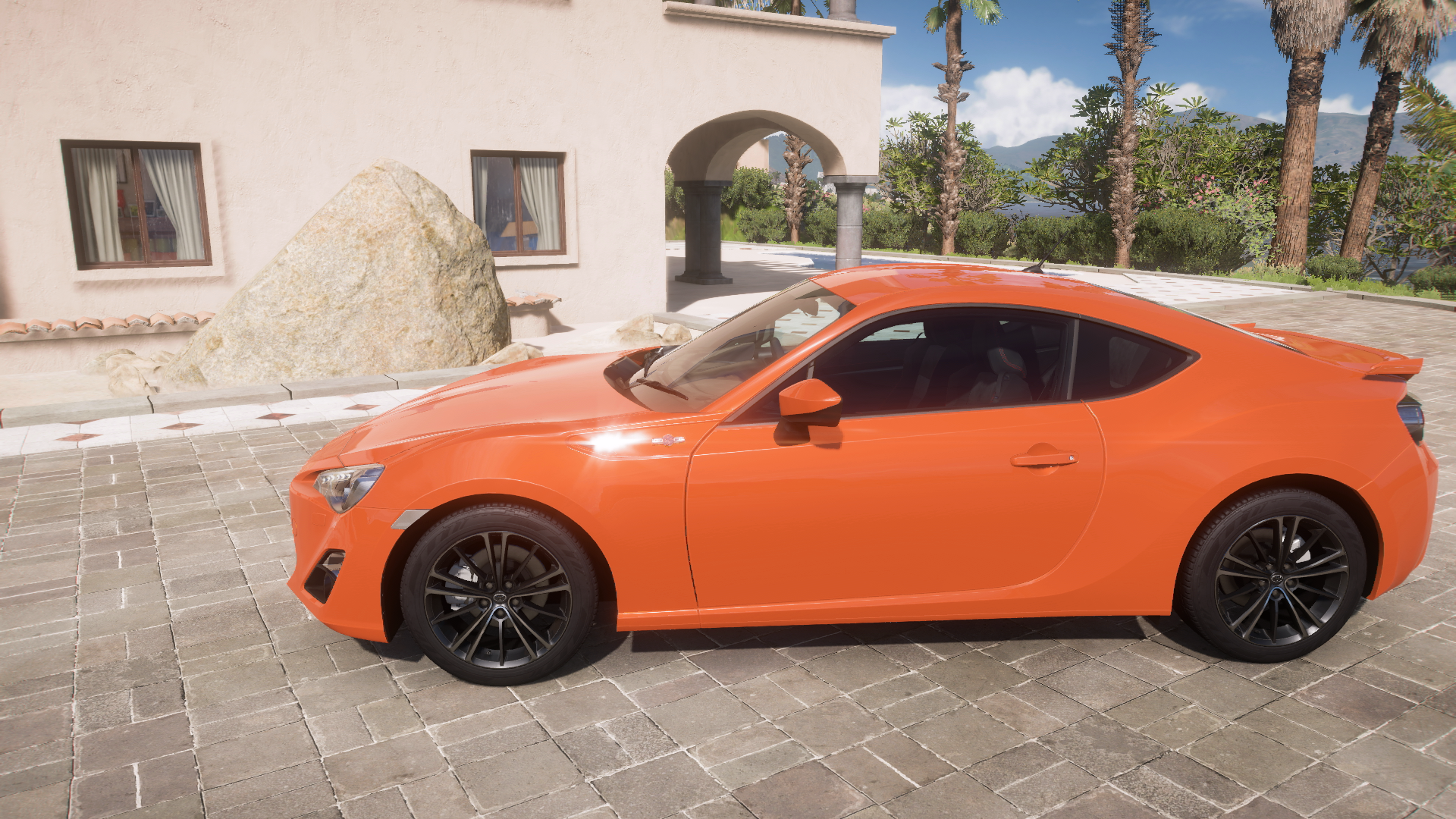 2013 Toyota 86 – view 2