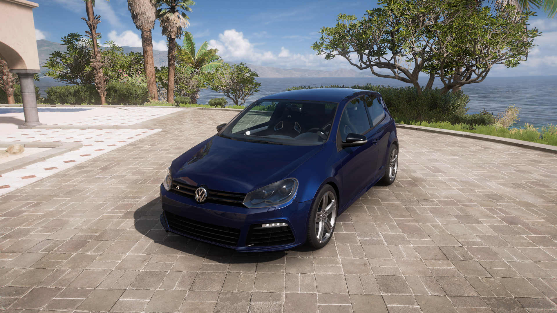 2010 Volkswagen Golf R – view 1