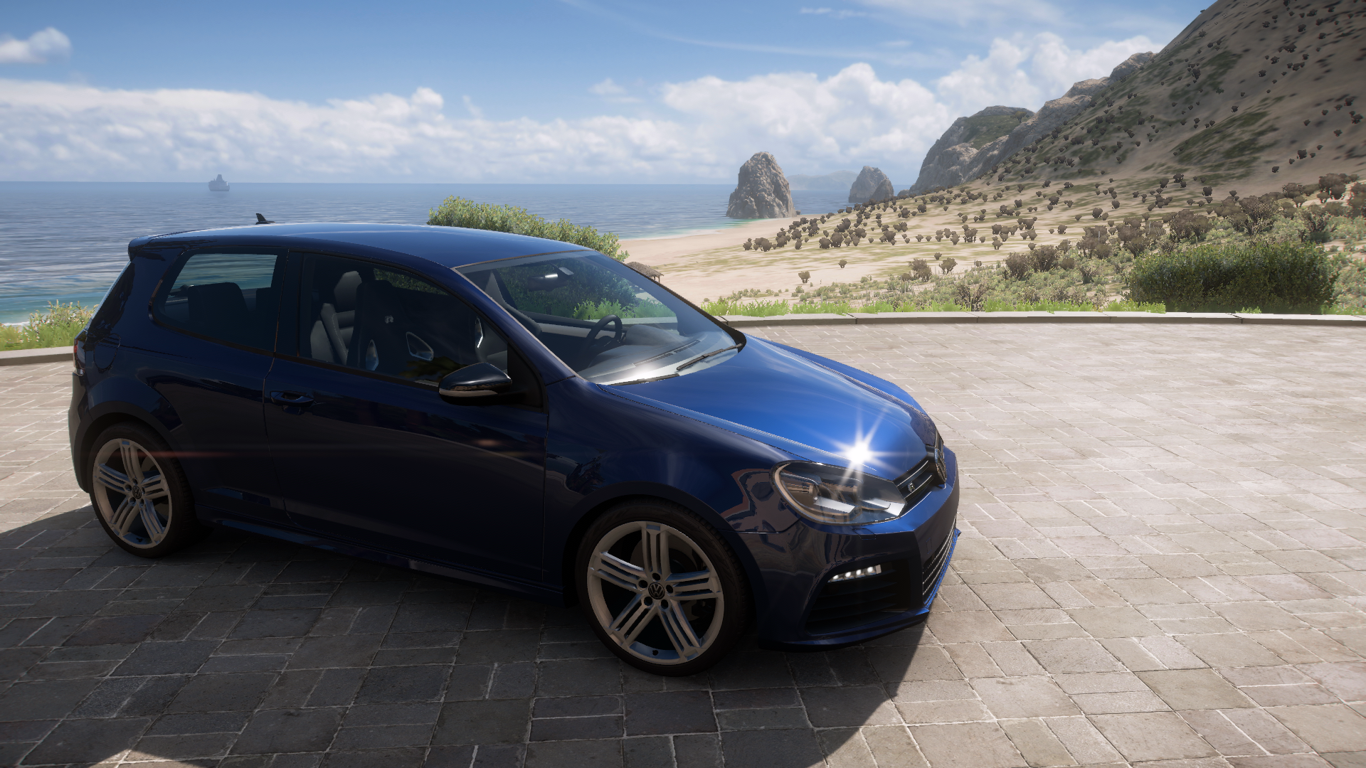 2010 Volkswagen Golf R – view 5