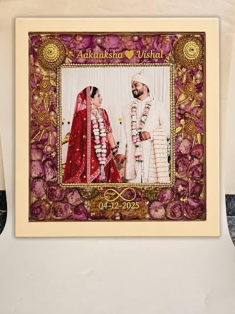Personalized Resin Photo Frame (Square)โ Handmade Memory Keepsake