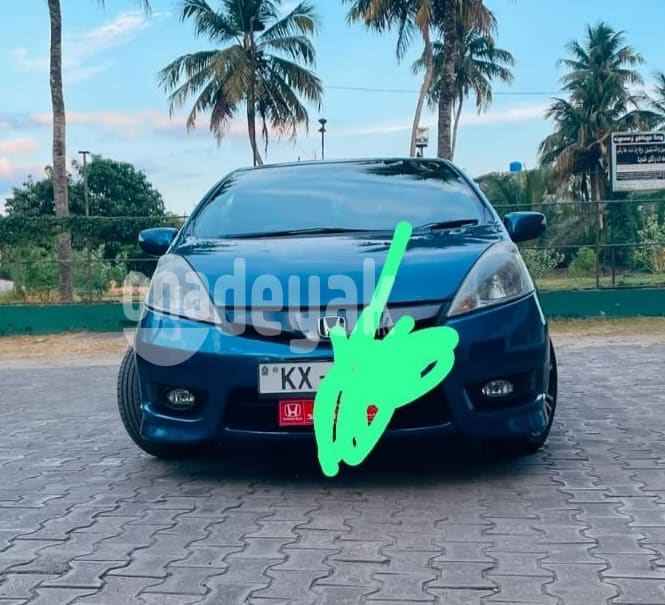 Honda Fit Shuttle 2011