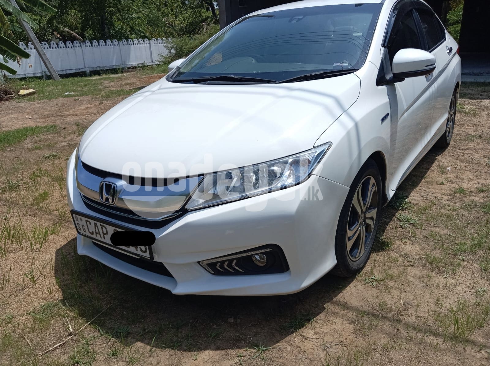 Honda Grace 2014
