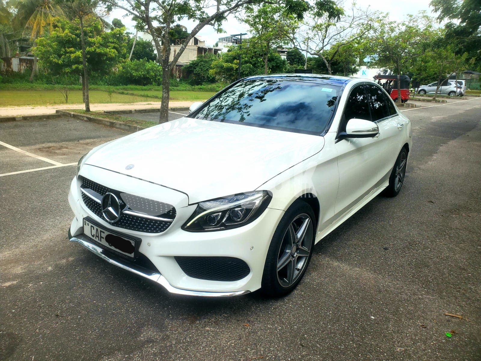 Mercedes Benz C200 2015
