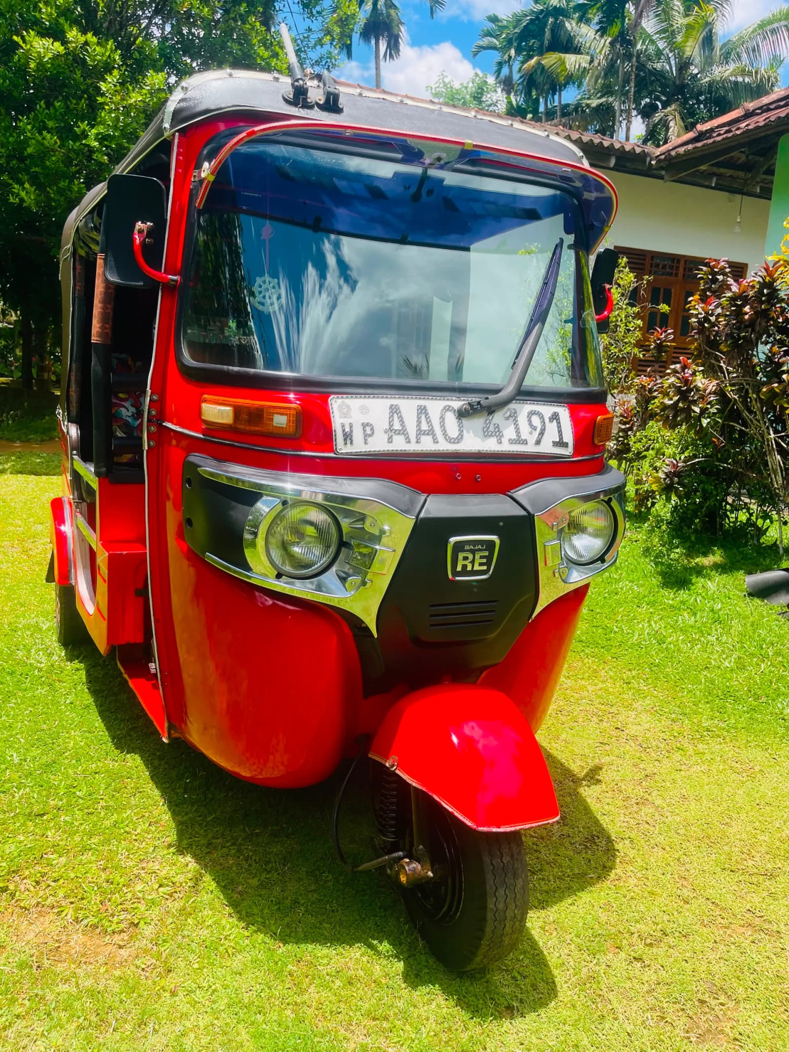 Bajaj RE 2013 2