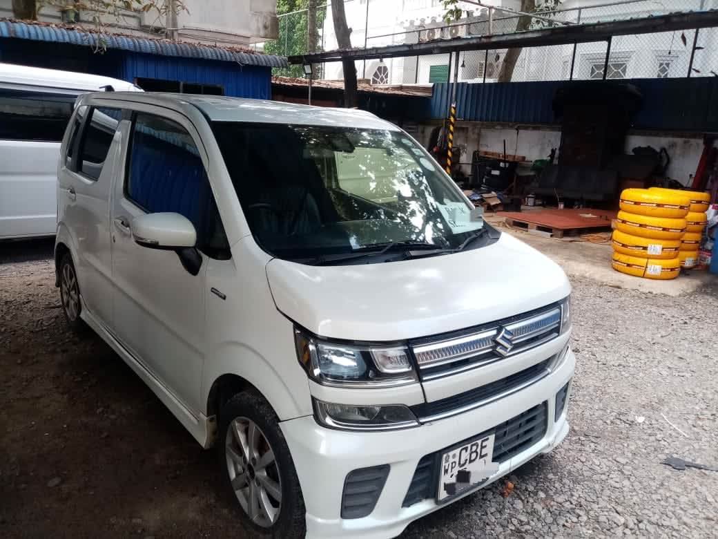 Suzuki Wagon R FZ 2018 2