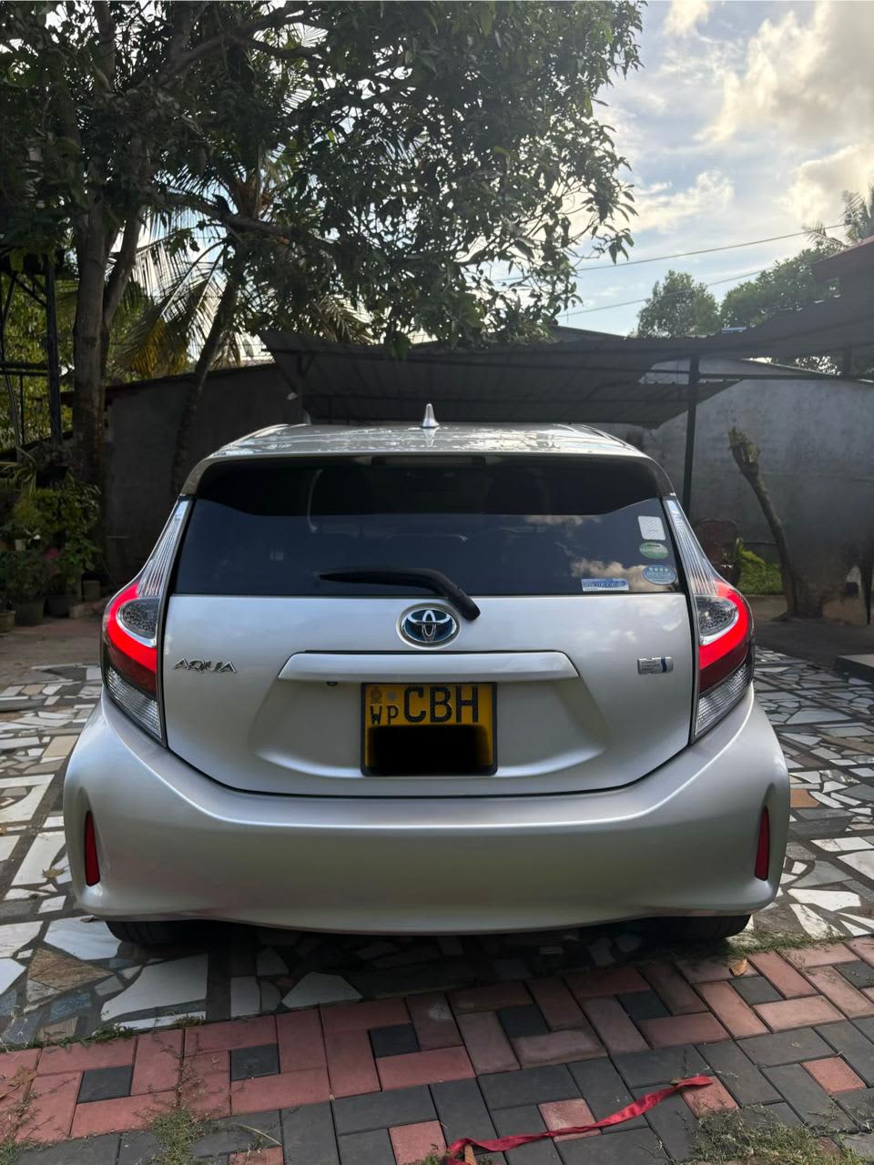Toyota Aqua G Grade 2017 3