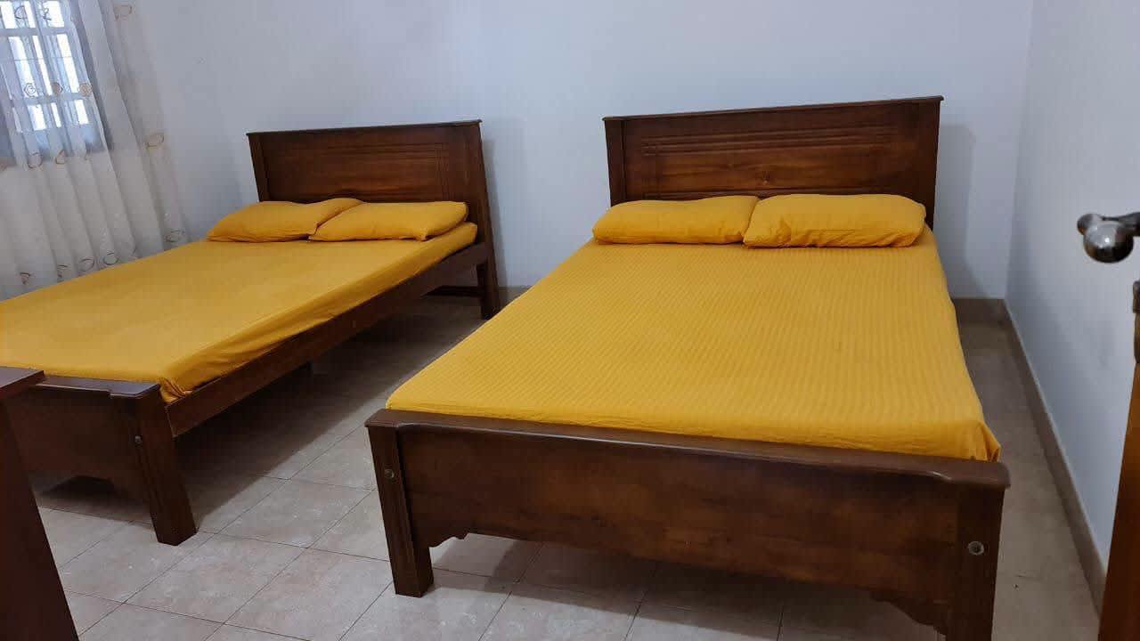 Two Stored House For Salle 2