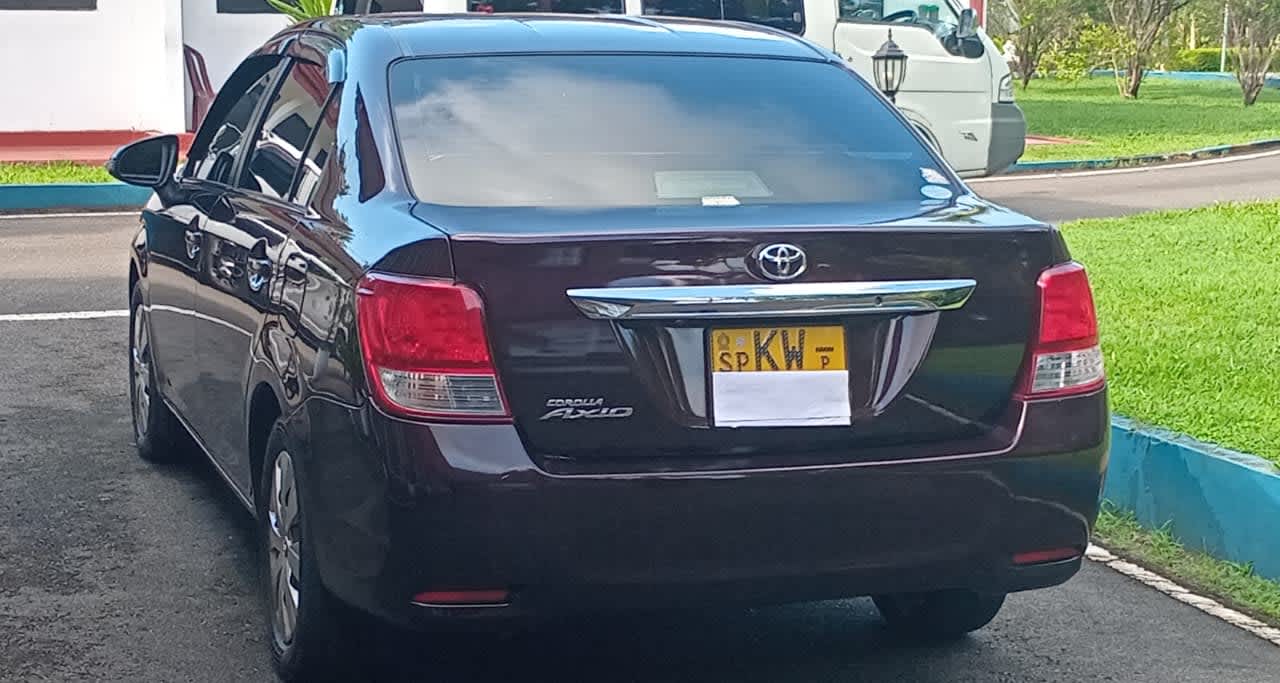 Toyota Axio 2013 2