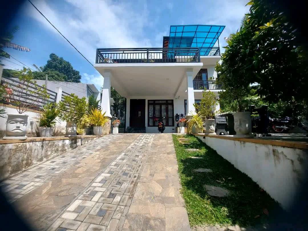 2 storey House for sale kandy 1