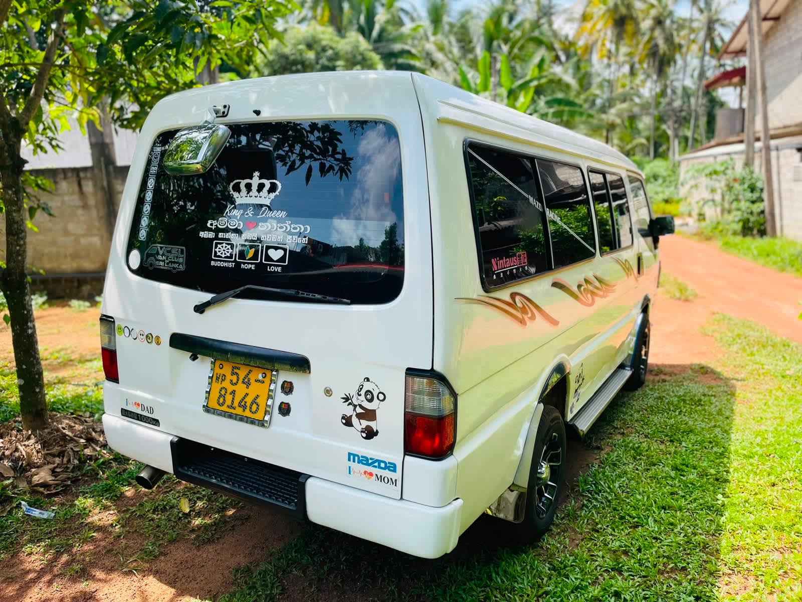 Mazda Bongo Van Rent A car Kadawatha – Rent Vehicle in Kadawatha, Gampaha – photo 4 of 5