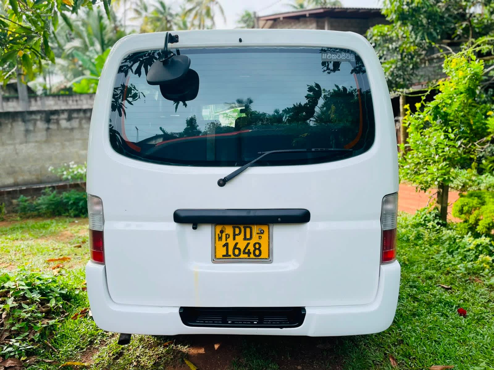 Nissan Caravan Van Rent a Car kadawatha – Rent Vehicle in Kadawatha, Gampaha – photo 2 of 5
