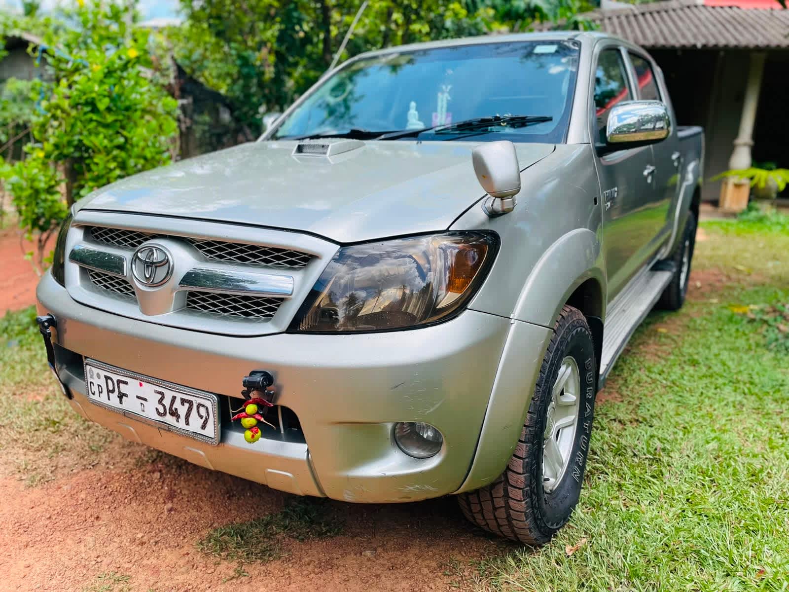 Toyota Hilax Cab Rent A Car kadawatha – Rent Vehicle in Kadawatha, Gampaha – photo 1 of 5