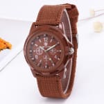 Relógio De Quartzo Masculino Fashion-Forward : Pulseira De Nylon Durável Para Vidas Ativas