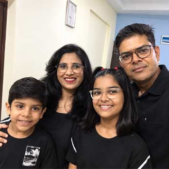 Satyaveer Saini and Kirti Saini