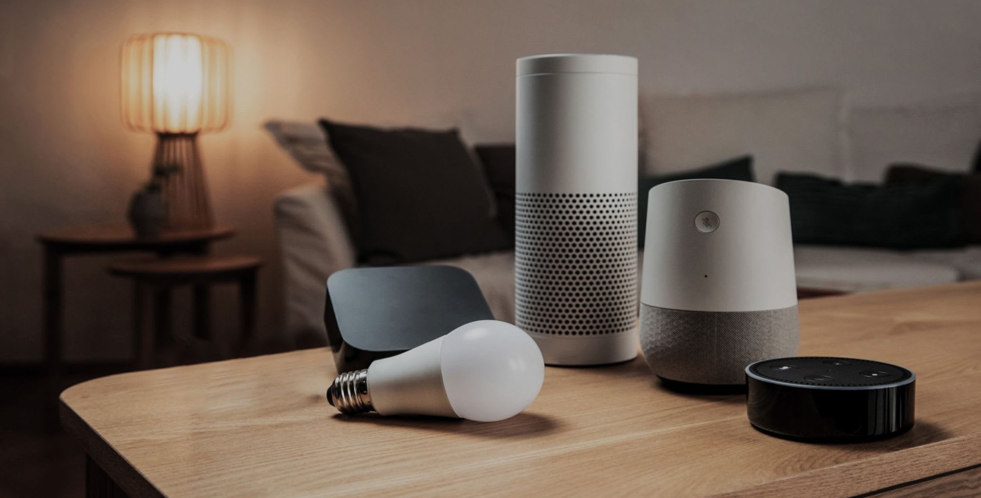 Stemmestyring med Alexa og Google Assistant