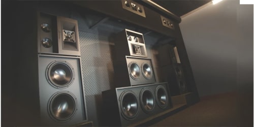 Opplev Kino på Helt Nytt Nivå med The Maverick Series fra James Loudspeaker.