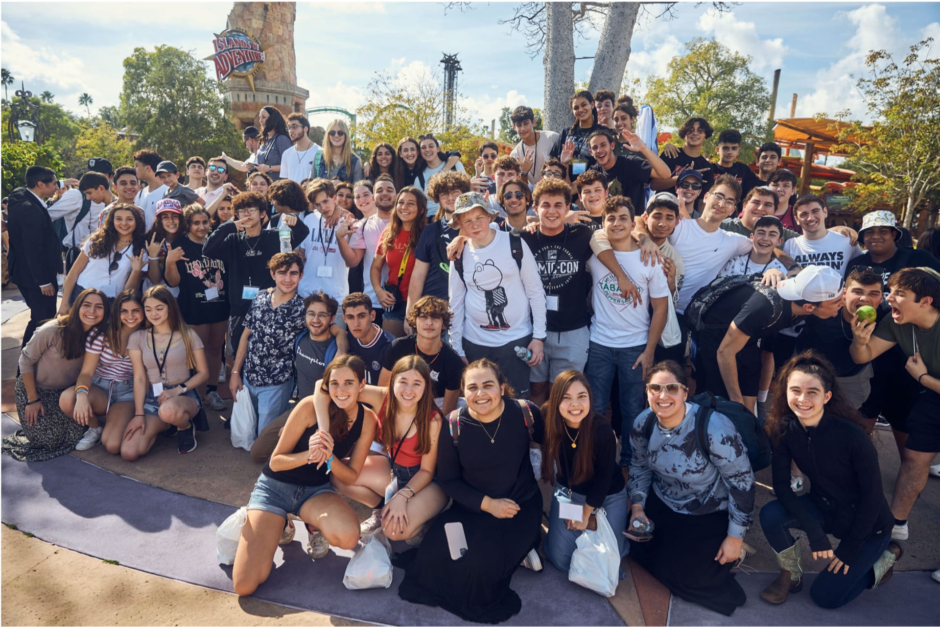 Shevet Glaubach Fellows and teens enjoying Regional in Florida