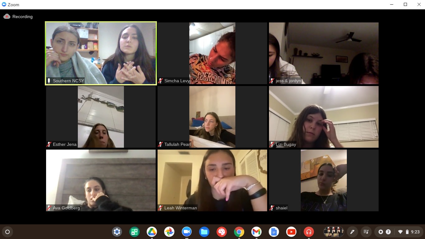 SGF and teens learning in Chevusa over zoom